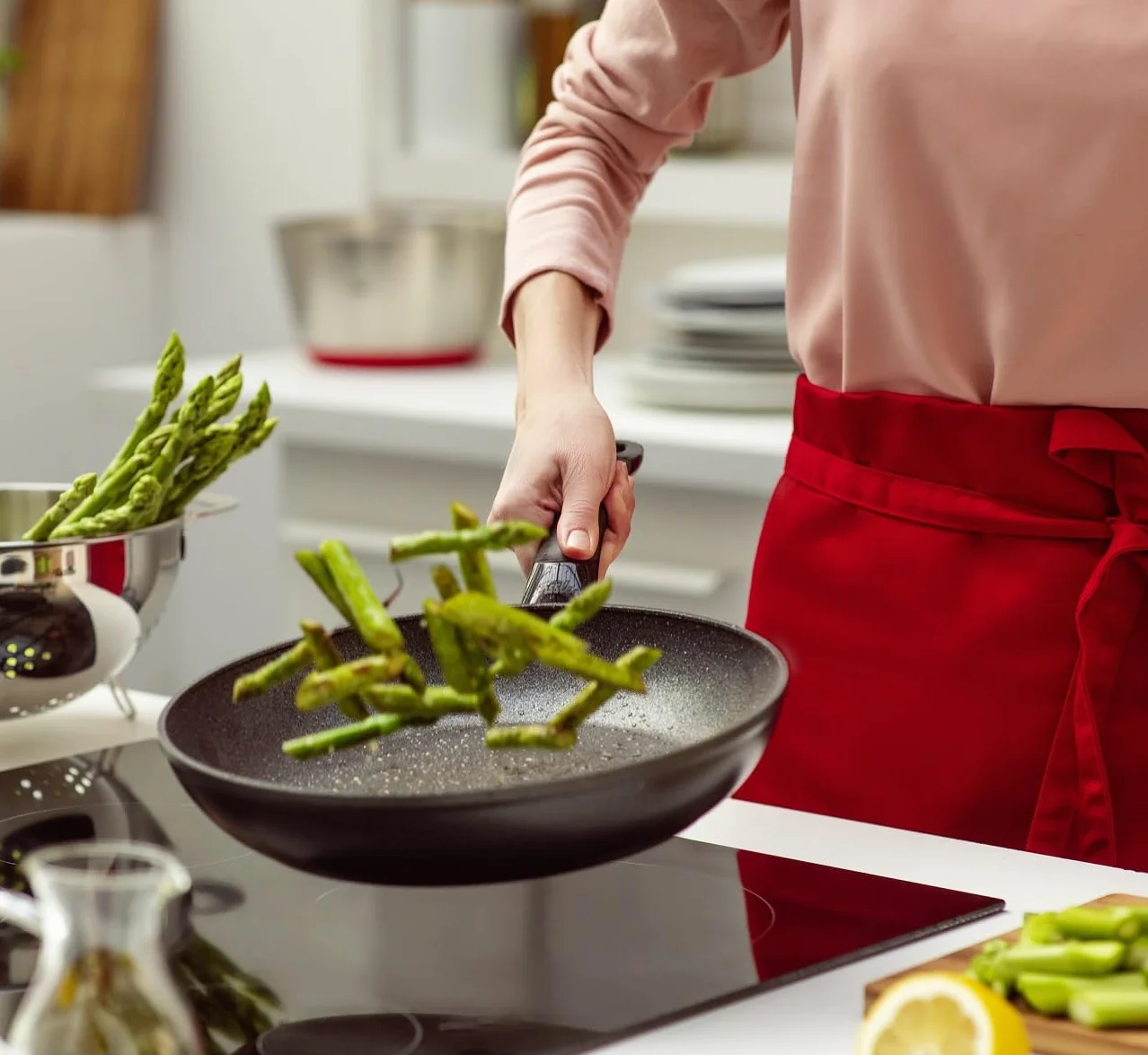 Fissler Adamant Classic patelnia aluminiowa (Ø 24 cm), odporna na zarysowania, nieprzywierająca, indukcyjna, czarna