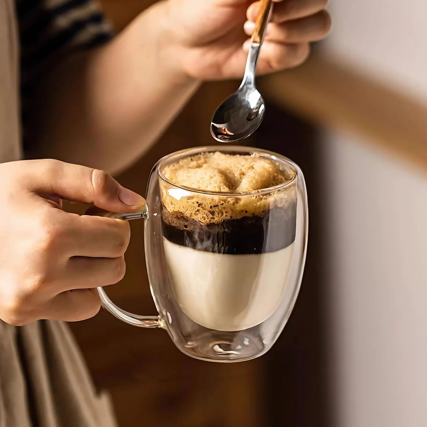 ERBO Szklanki do kawy o podwójnych ściankach 350 ml, szklanki do latte macchiato, 2 sztuki szklanek do kawy z uchwytem, podwójne ścianki cappuccino latte szklanki do herbaty