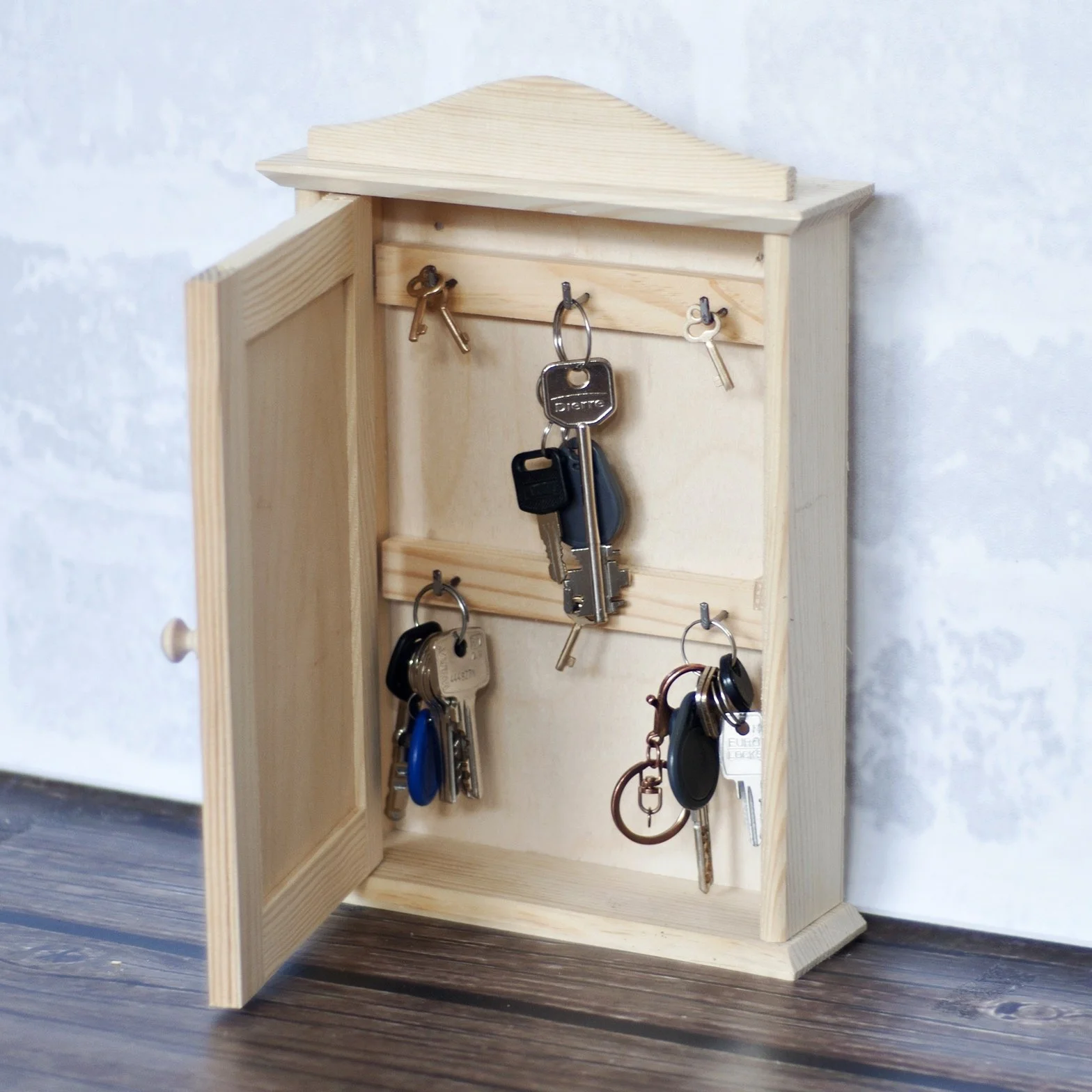 Creative Deco Drewniany Domek Szafka Wieszak na Klucze | 6 Haczyków | 20 x 6 x 29.5 cm | Niemalowany | Idealny do Wieszania Kluczy, do Dekoracji, Decoupage'u