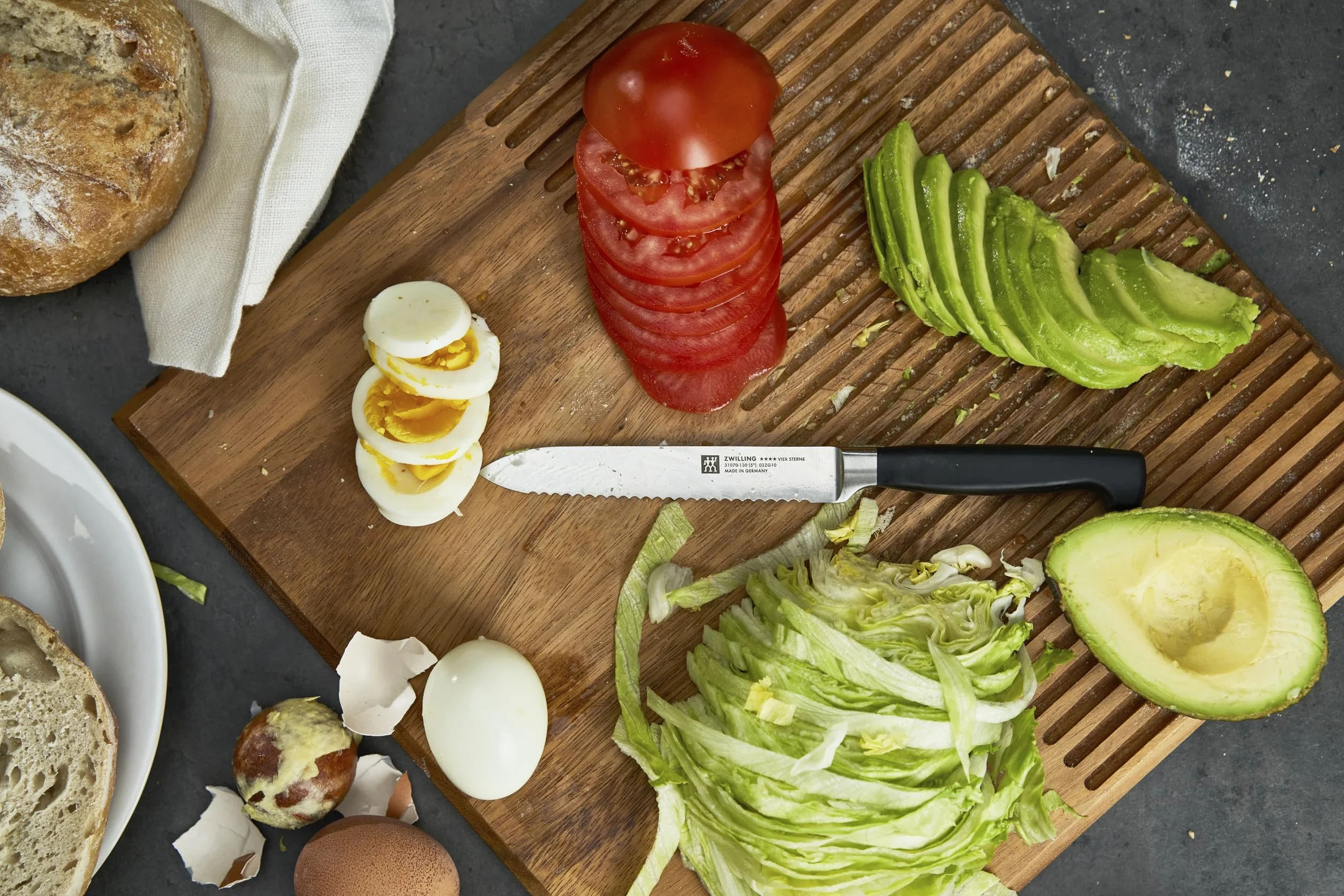ZWILLING Nóż uniwersalny 13 cm stal nierdzewna ergonomiczny uchwyt czarny Made in Germany