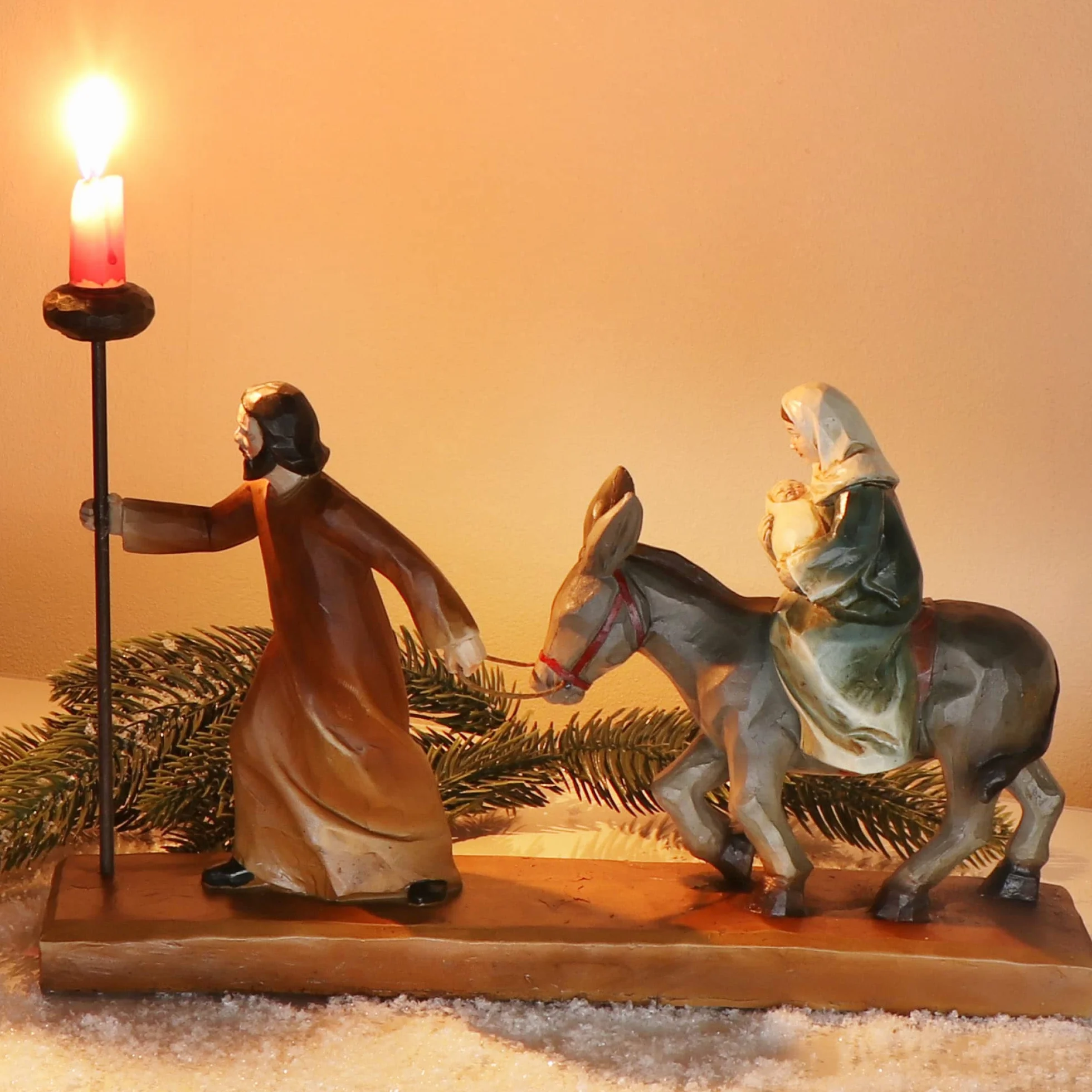COM-FOUR® figurki bozonarodzeniowe ze swiecznikami - Chrzescijanskie ozdoby swiateczne - ekspozycja polyresin - Maryja, Józef i Jezus na osiolku - Ucieczka do Egiptu (Jaselka - braz)