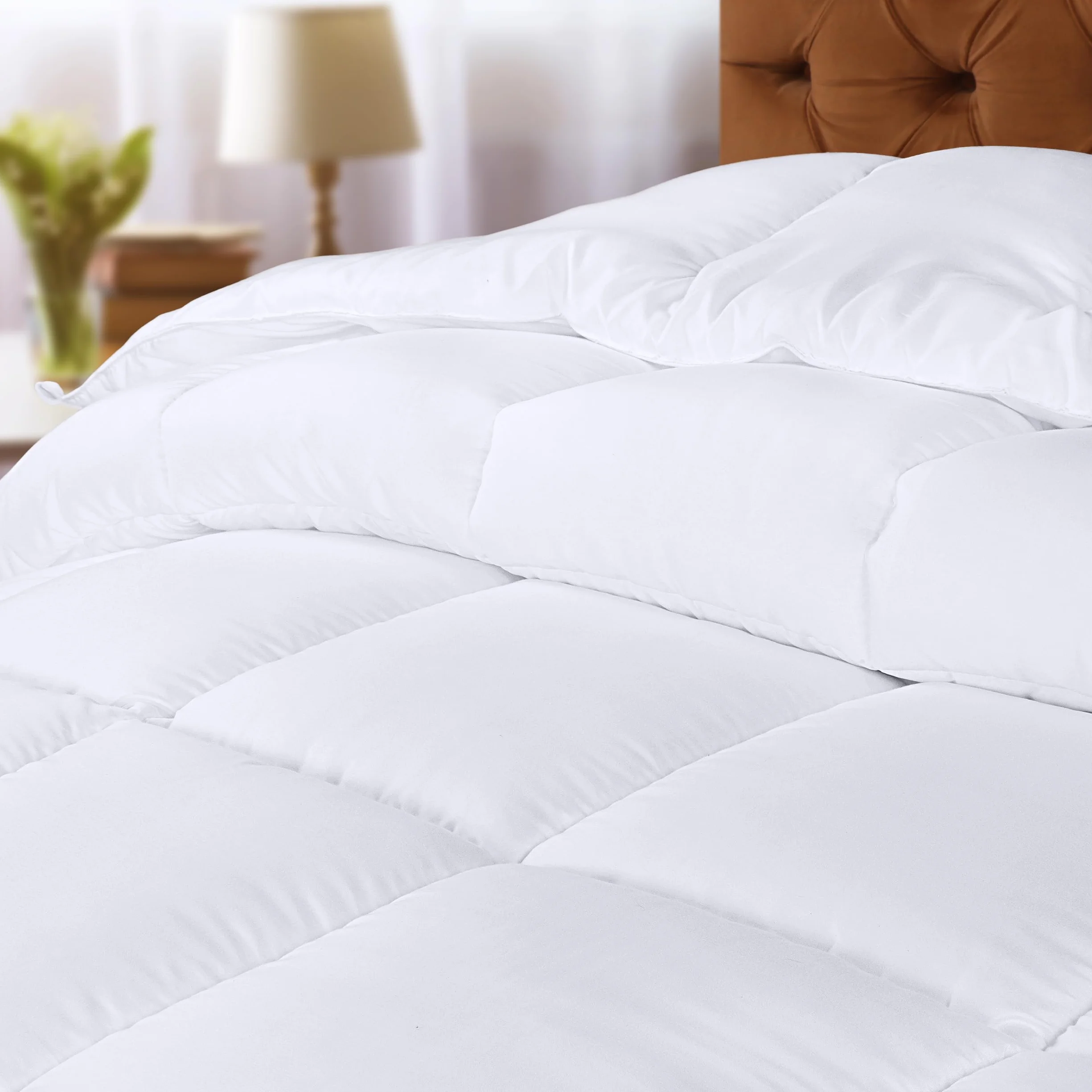 Kołdra Utopia Bedding 200 x 220 cm, kołdra całoroczna, wypełnienie 370 GSM, oddychający koc do spania, kołdra, super miękka i przytulna (biała)