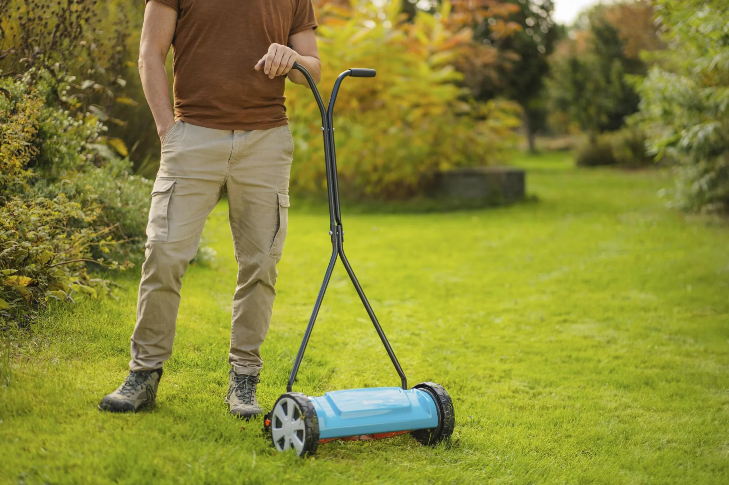 Gardena Klasyczna kosiarka bębnowa 400: ręczna kosiarka o szerokości roboczej 40 cm do 200 m² powierzchni trawnika, wałek nożowy z wysokiej jakości stali, bezdotykowa technika cięcia, cicha i
