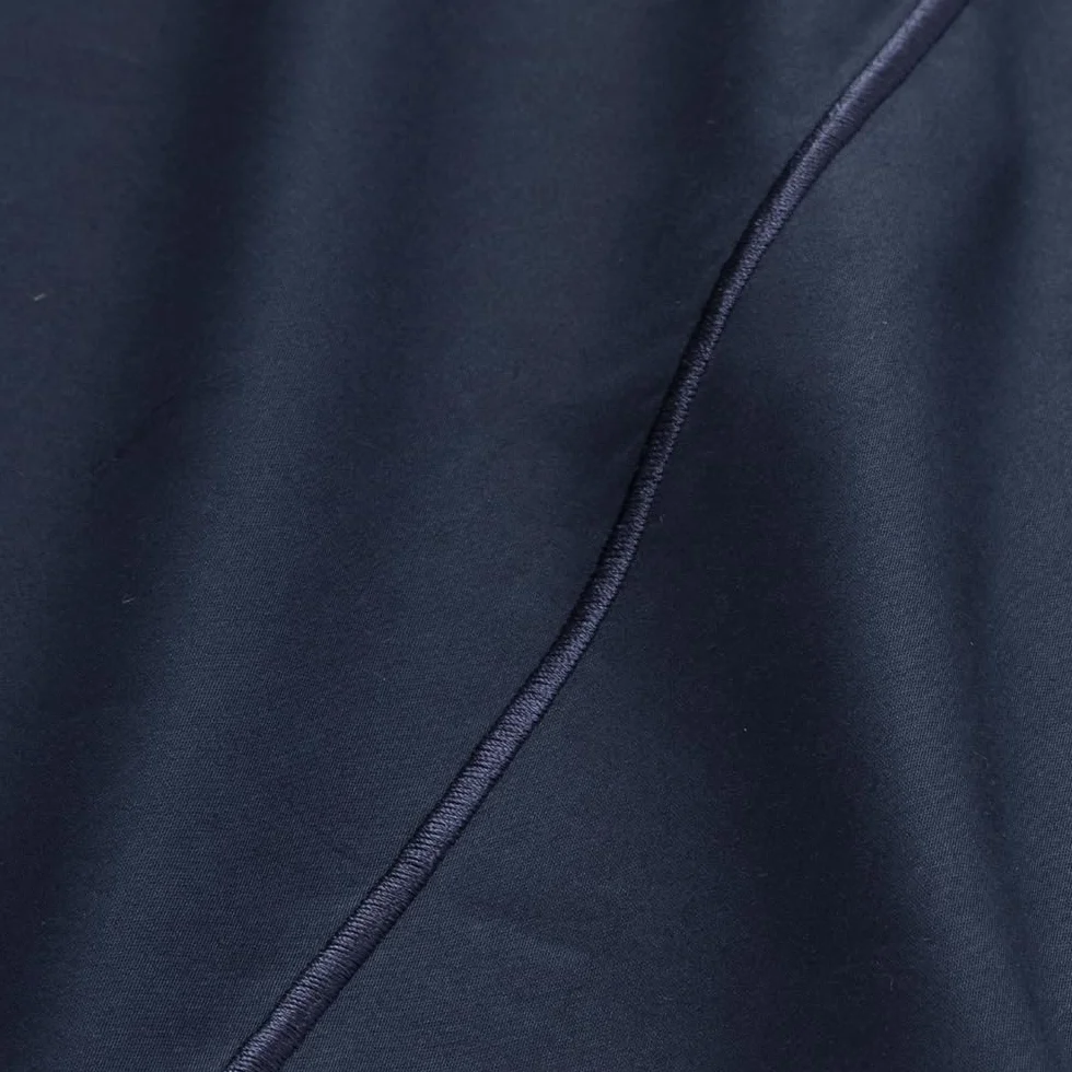 COTTON ARTean Satynowa poszewka na kołdrę DE 400 wątków niebieski łóżko 180 x 190/200. 100% satynowa bawełna. Zapięcie na guziki, kolor niebieski