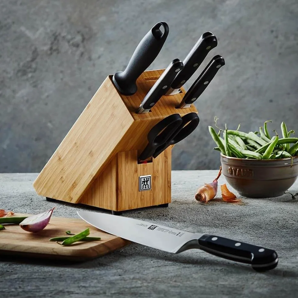 ZWILLING Professional S Messerblock 7-tlg. Bambusblock Messer Schere rostfreiem Spezialstahl Kunststoff-Griff