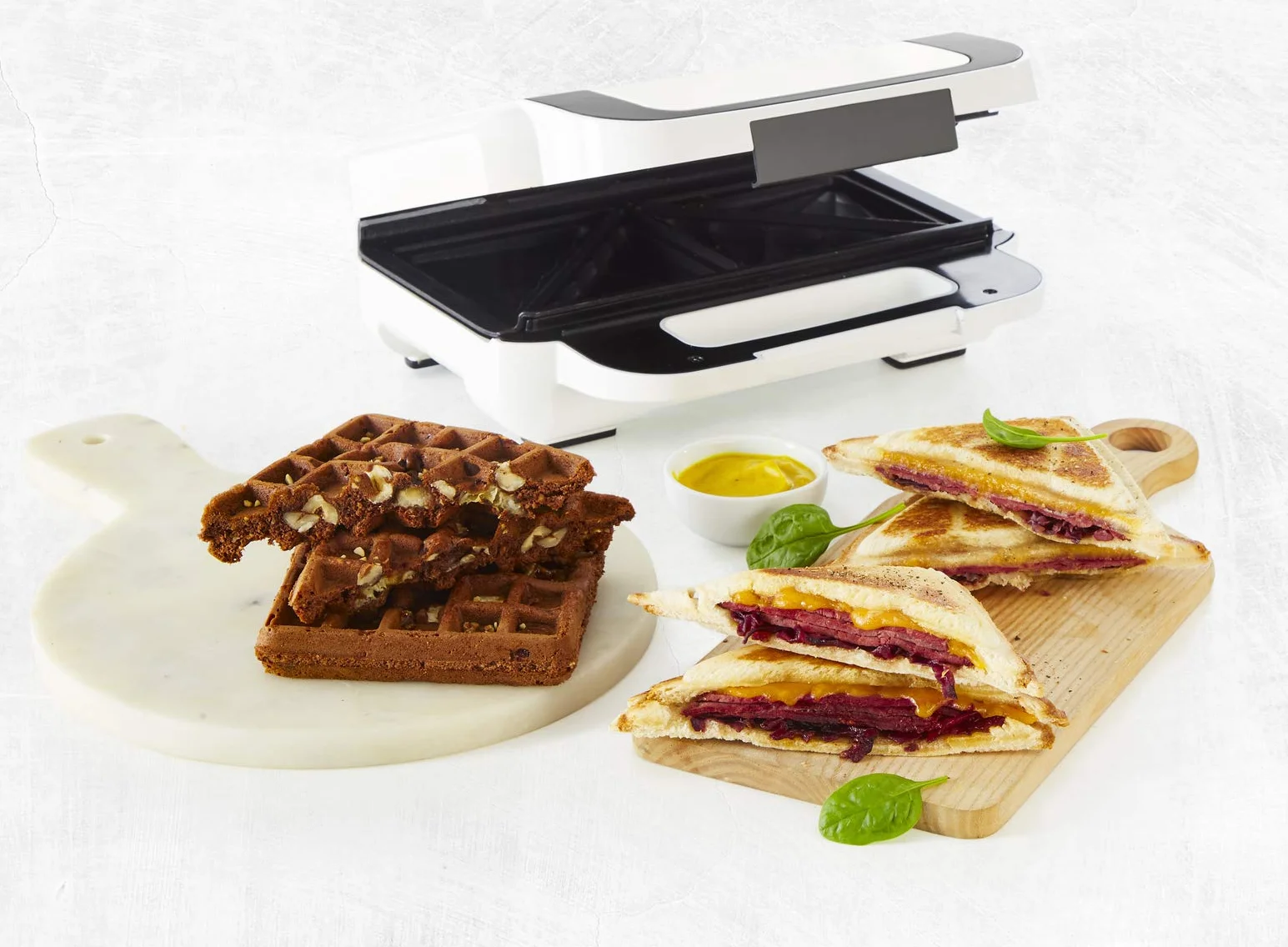 TEFAL SW7011 Snack XL Opiekacz do kanapek i gofrów, duża pojemność, 2 komplety płyt w zestawie, szybkie nagrzewanie, 850W, Możliwość przechowywania w pionie, Wielokolorowy