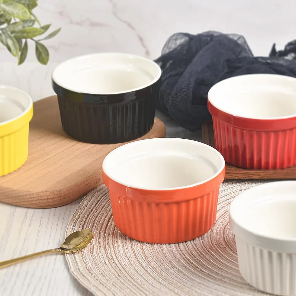 homEdge Zestaw porcelanowych ramekinów, 240 ml / 8 uncji, miska do lodów, kremowa brûlée ramekins, do pieczenia, zestaw 6 sztuk, kolor czarny