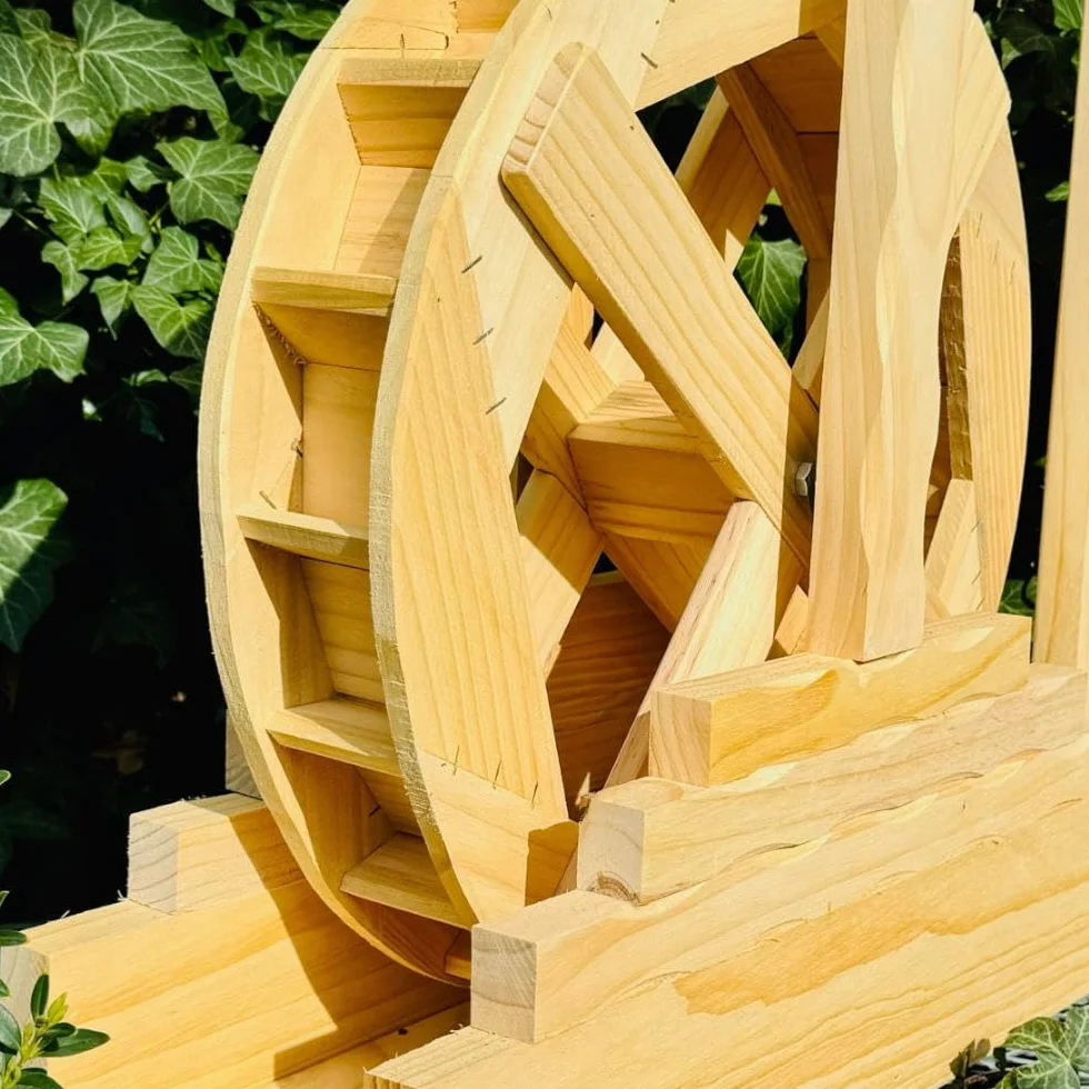 Dekoracja ogrodowa, drewniane koło wodne XL z rynną I gra wodna I młynek wodny I dekoracja ogrodowa I kaskada I wysokość 59 cm, kolor naturalny